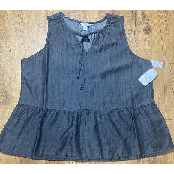 Time And Tru Women’s Dark Grey Chambray Peplum Sleeveless Tank Size Small NWT - Picture 1 of 3